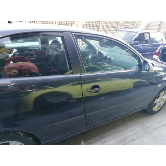 seat ibiza (6l1) del año 2002