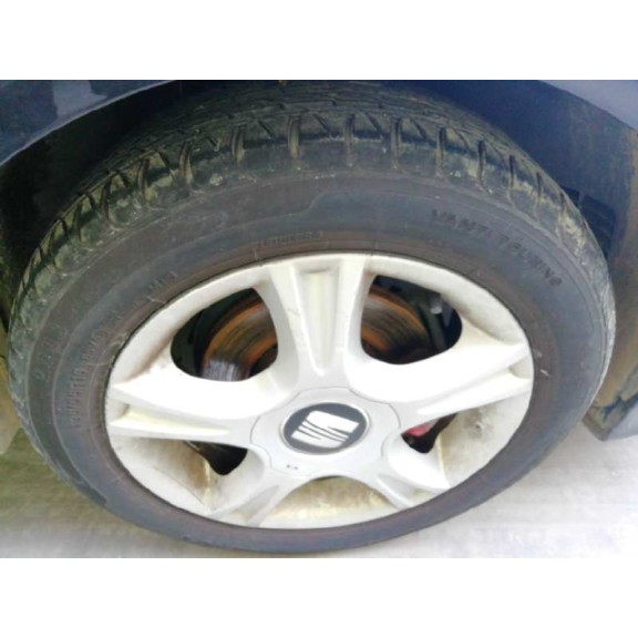 seat ibiza (6l1) del año 2002