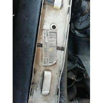 Recambio de radiador agua para land rover discovery 2.7 td v6 cat referencia OEM IAM PCC500111  