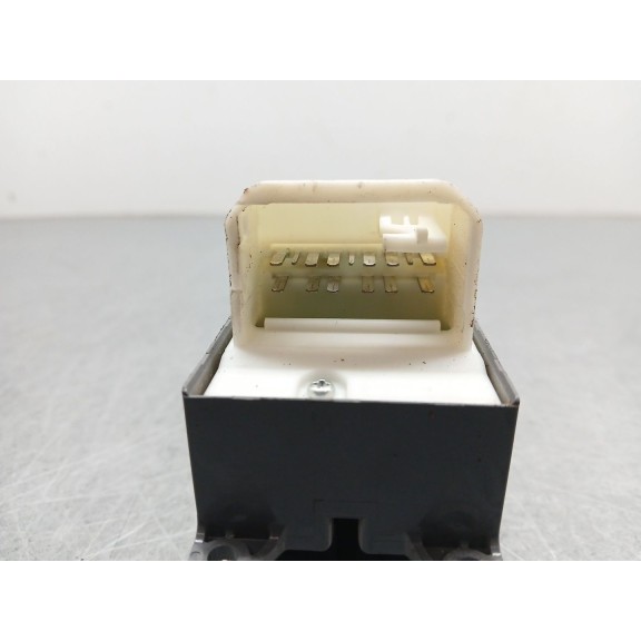 Recambio de mando elevalunas delantero izquierdo para toyota yaris (_p13_) 1.5 hybrid (nhp130_) referencia OEM IAM 8482002340  