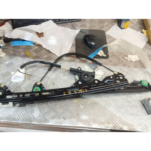 Recambio de elevalunas delantero izquierdo para citroën c4 picasso intensive referencia OEM IAM 9816272580 9816271280 6 PINS