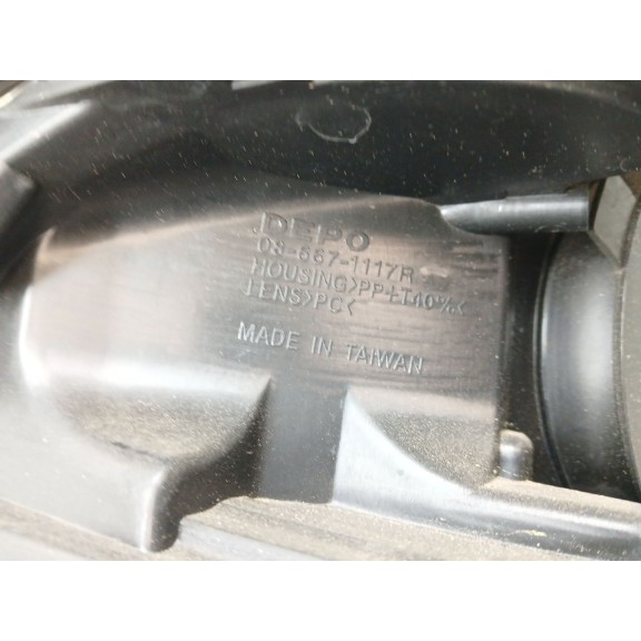 Recambio de faro derecho para alfa romeo mito (955_) 1.6 jtdm (955axc1b) referencia OEM IAM 0050522786 086671117R 