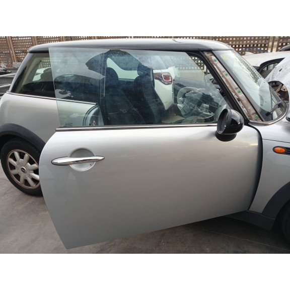 Recambio de puerta delantera derecha para mini mini (r50, r53) cooper referencia OEM IAM 41515A2A3A2  