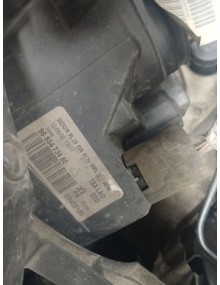 Recambio de faro derecho para peugeot 3008 i monospace (0u_) 1.6 hdi referencia OEM IAM    2