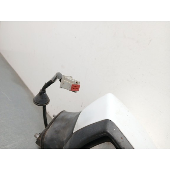 Recambio de retrovisor derecho para ford kuga i 2.0 tdci referencia OEM IAM 21986702  
