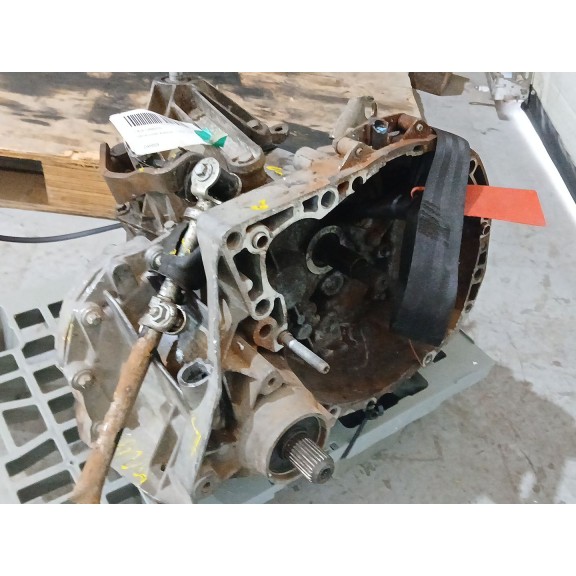 Recambio de caja cambios para dacia logan 1.4 cat referencia OEM IAM jh1053  