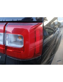 Recambio de piloto trasero derecho para kia sorento ii (xm) 2.2 crdi referencia OEM IAM   