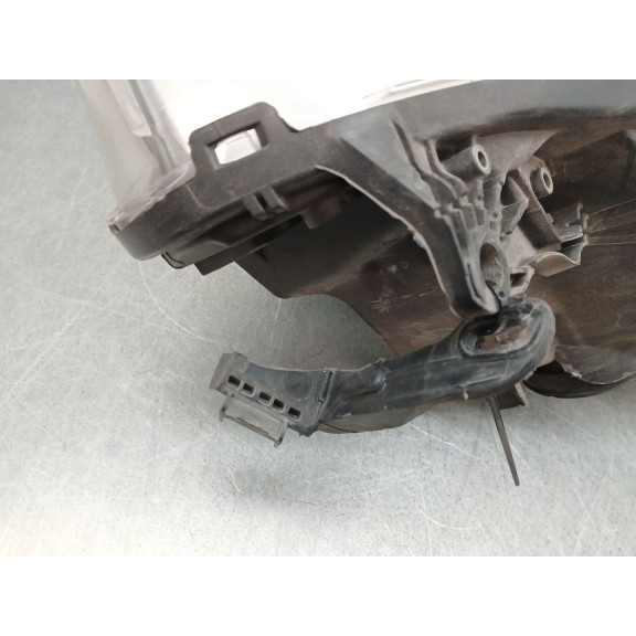 Recambio de faro derecho para peugeot 208 i (ca_, cc_) 1.2 puretech 82 referencia OEM IAM 9802221280  