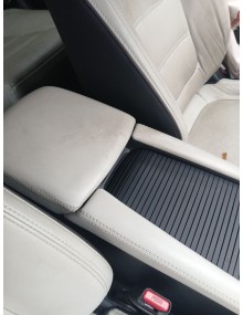 Recambio de apoyabrazos central para mazda 6 station wagon (gj, gl) 2.2 d referencia OEM IAM   