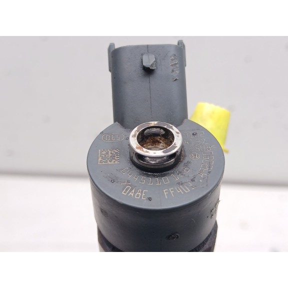 Recambio de inyector para ford focus c-max (dm2) 1.6 tdci referencia OEM IAM 0445110188  