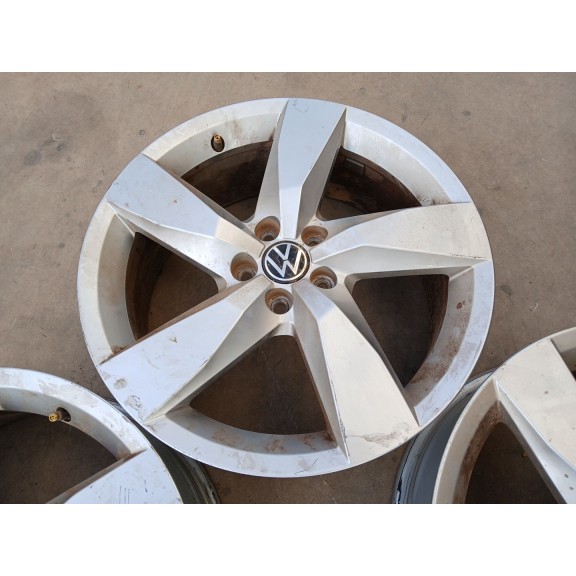 Recambio de juego llantas para volkswagen t-cross (c11, d31) 1.0 tsi referencia OEM IAM 6.5JX17 H2 ET39 X4 2GM601025A