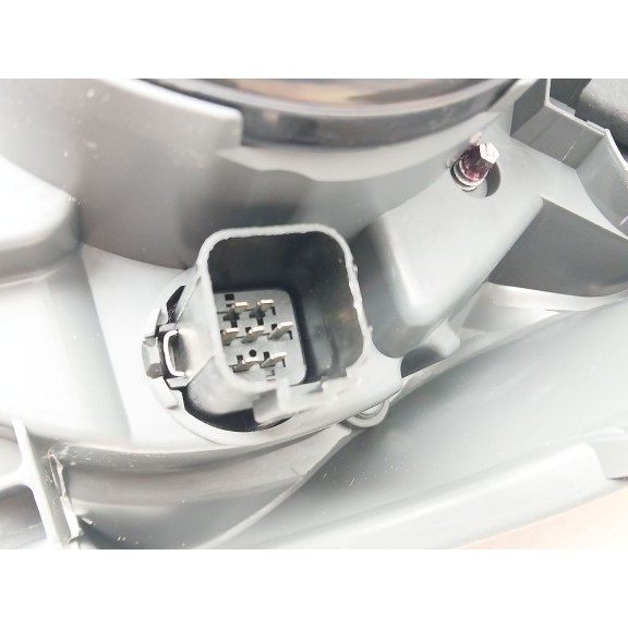 Recambio de apoyabrazos central para renault kadjar (ha_, hl_) 1.3 tce 140 referencia OEM IAM   