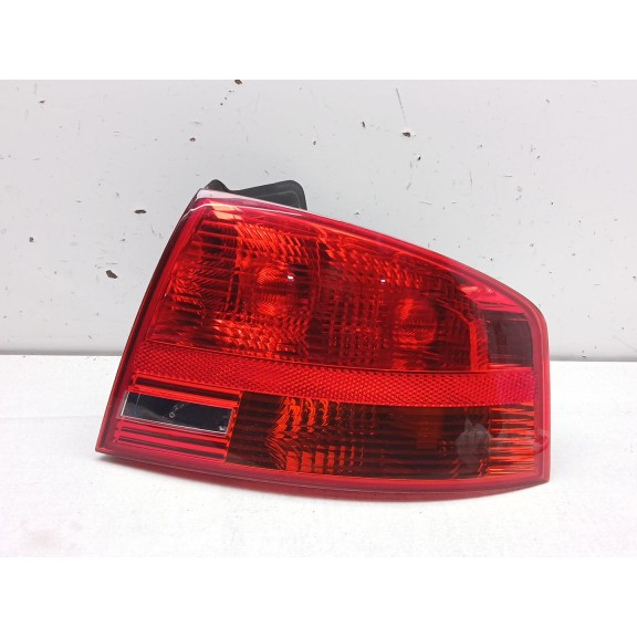 Recambio de piloto trasero derecho para audi a4 b7 (8ec) 2.0 tdi 16v referencia OEM IAM r965070  