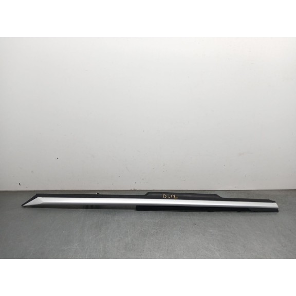 Recambio de moldura para volkswagen arteon (3h8) referencia OEM IAM 3G8853262P 3G1853262AK4ZG SALPICADERO CON LUZ