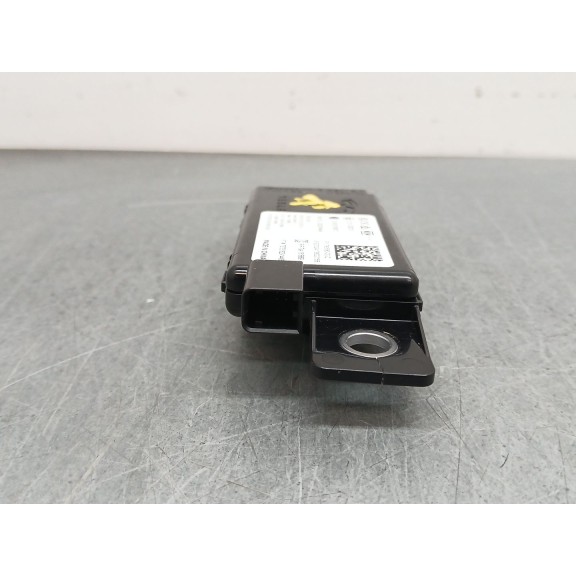 Recambio de modulo electronico para tesla model 3 (5yj3) ev awd referencia OEM IAM 178058000c  