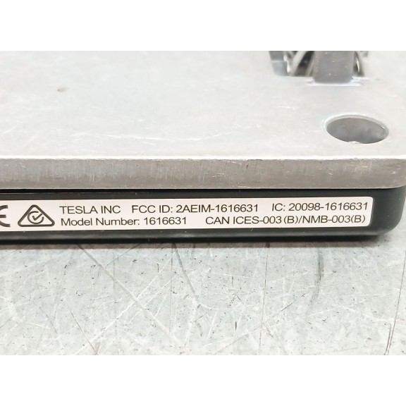 Recambio de modulo electronico para tesla model 3 (5yj3) ev awd referencia OEM IAM 160791700M  