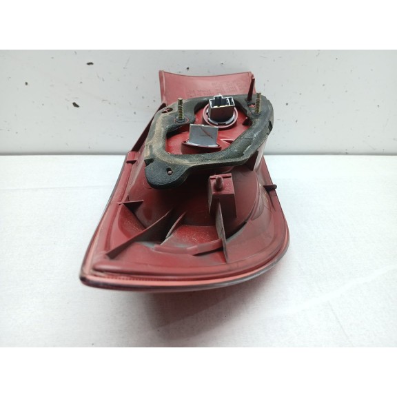 Recambio de piloto trasero derecho para mazda 3 (bk) 1.6 (bk14) referencia OEM IAM   