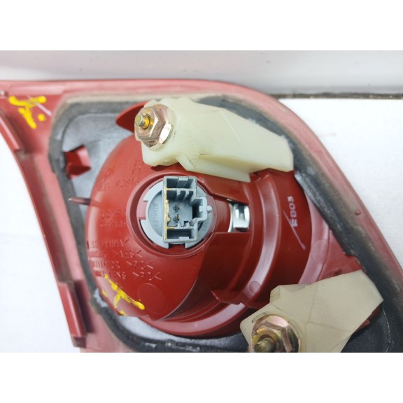 Recambio de piloto trasero derecho interior para mazda 3 (bk) 1.6 (bk14) referencia OEM IAM   