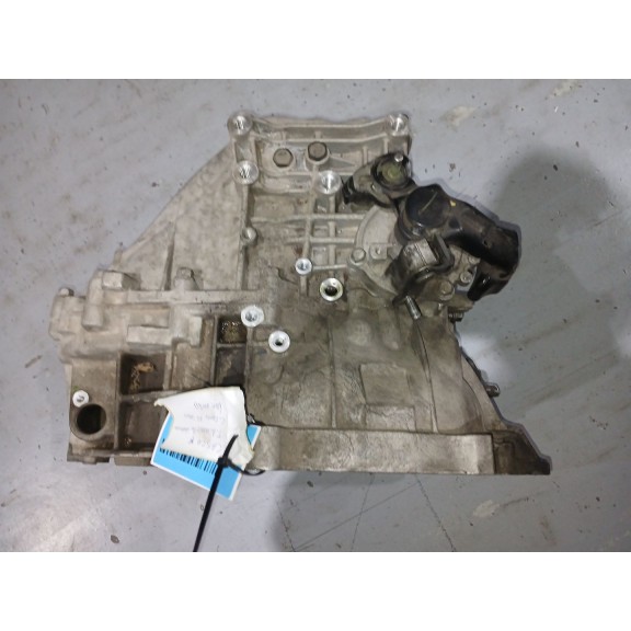 Recambio de caja casco para kia carens iv 1.7 crdi referencia OEM IAM WEW6H  