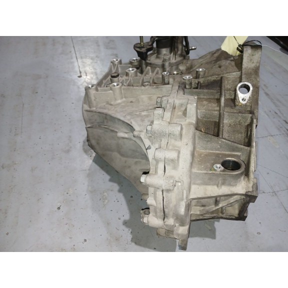 Recambio de caja casco para kia carens iv 1.7 crdi referencia OEM IAM WEW6H  