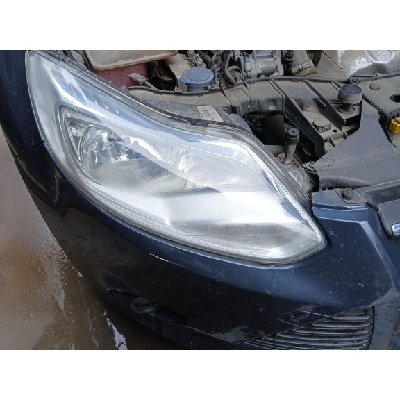 Recambio de faro derecho para ford focus iii turnier 1.6 tdci referencia OEM IAM   