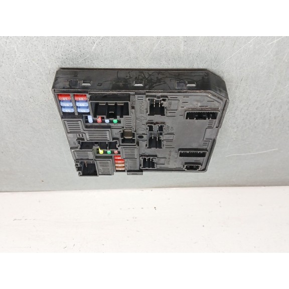 Recambio de centralita bsm para renault kadjar business referencia OEM IAM 284b69501r  