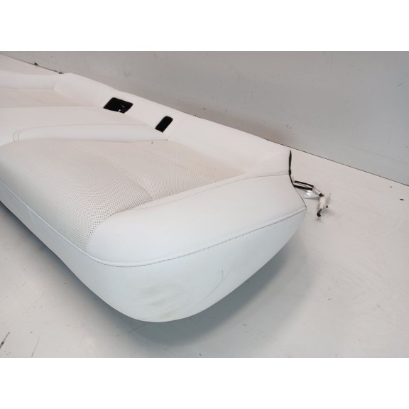 Recambio de asientos traseros para tesla model 3 (5yj3) ev awd referencia OEM IAM   