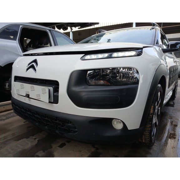 Recambio de paragolpes delantero para citroën c4 cactus 1.2 thp 110 referencia OEM IAM   