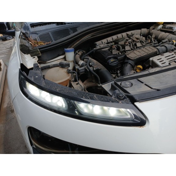 Recambio de faro derecho para citroën c4 cactus 1.2 thp 110 referencia OEM IAM   