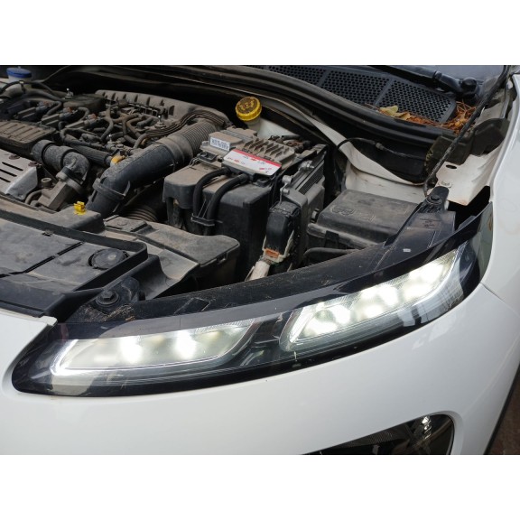 Recambio de faro izquierdo para citroën c4 cactus 1.2 thp 110 referencia OEM IAM   