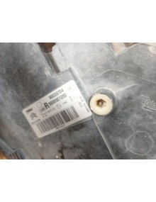 Recambio de faro derecho para citroën c4 cactus 1.2 thp 110 referencia OEM IAM    2