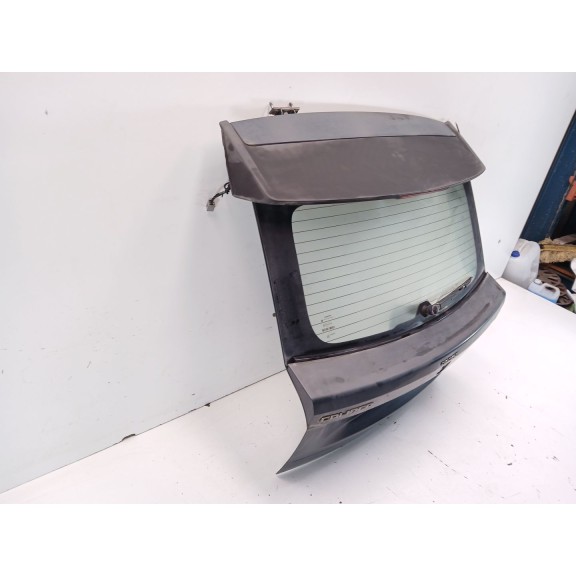 Recambio de porton trasero para dodge caliber 2.0 crd referencia OEM IAM   