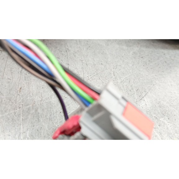 Recambio de retrovisor derecho para jaguar xe (x760) 2.0 d referencia OEM IAM 21285002rh  