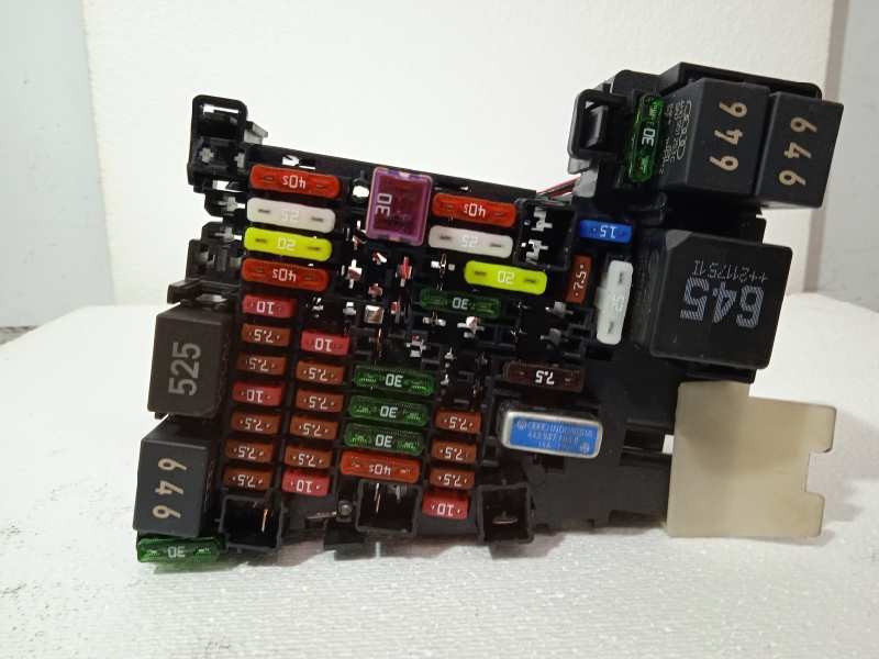 Recambio de caja reles / fusibles para volkswagen arteon (3h8) referencia OEM IAM 5Q0937615C HABITACULO 