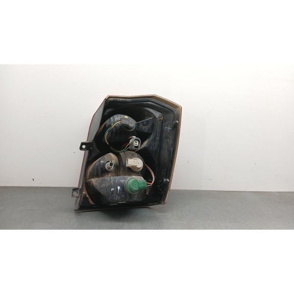 Recambio de piloto trasero izquierdo para dodge caliber 2.0 crd referencia OEM IAM 05303753 05303881 