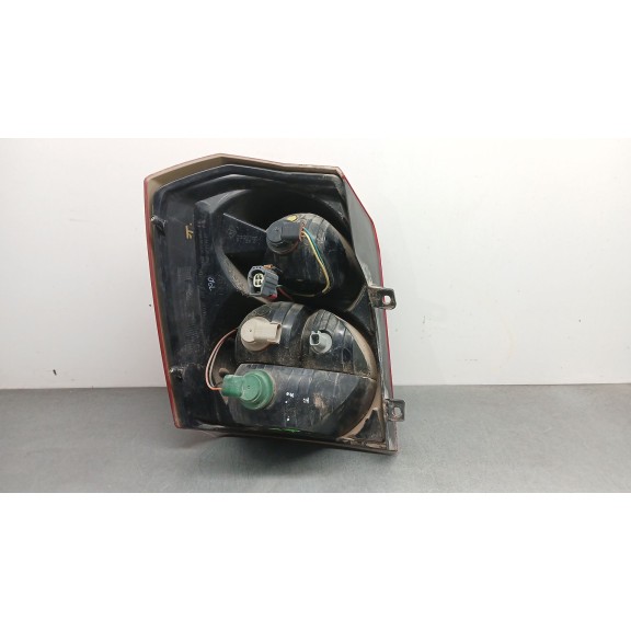 Recambio de piloto trasero derecho para dodge caliber 2.0 crd referencia OEM IAM 05303752a 05303880a 