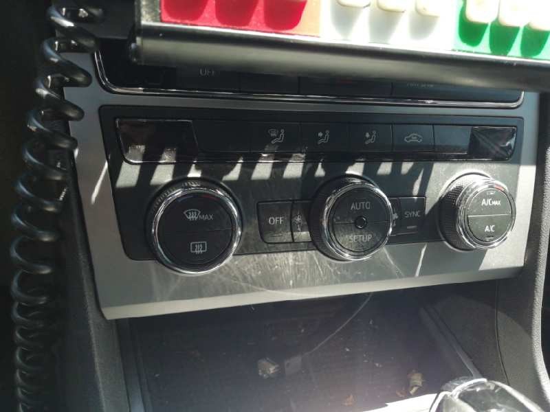 Recambio de mando climatizador para seat leon st (5f8) x-perience 4drive referencia OEM IAM 5F0907044AK  