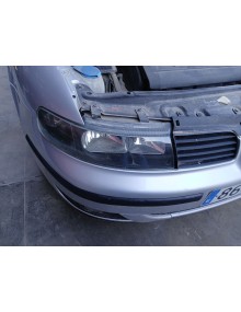 Recambio de faro derecho para seat toledo ii (1m2) 1.6 16v referencia OEM IAM   