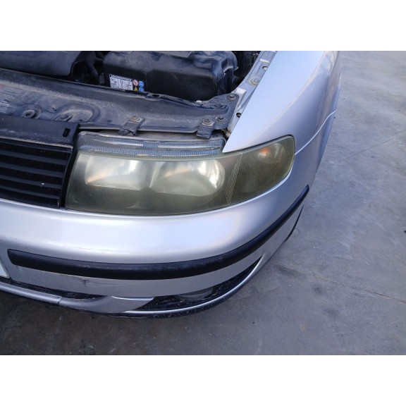 Recambio de faro izquierdo para seat toledo ii (1m2) 1.6 16v referencia OEM IAM   