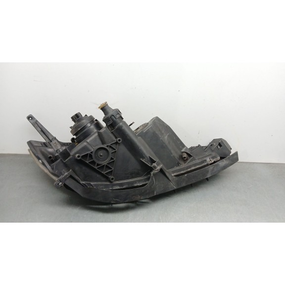 Recambio de faro izquierdo para mazda 3 sedán (bk) 1.6 di turbo (bk12y) referencia OEM IAM   