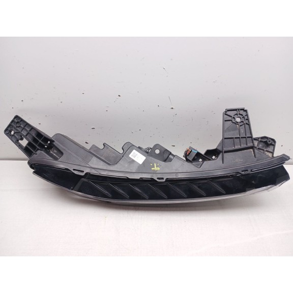 Recambio de faro derecho para omoda 5 referencia OEM IAM   SUPERIOR