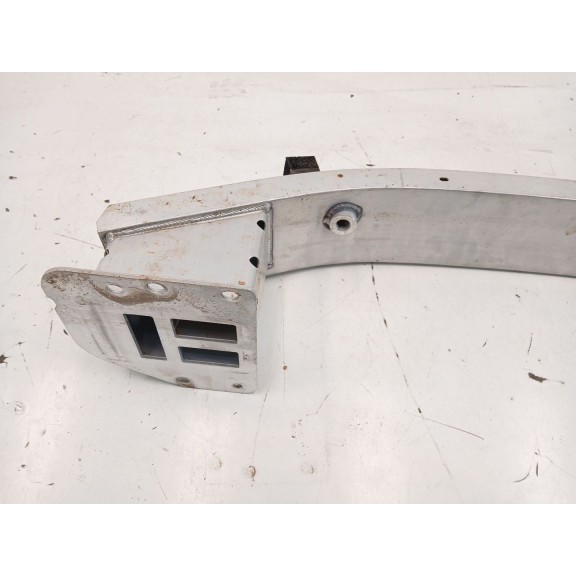 Recambio de refuerzo paragolpes delantero para omoda 5 referencia OEM IAM   