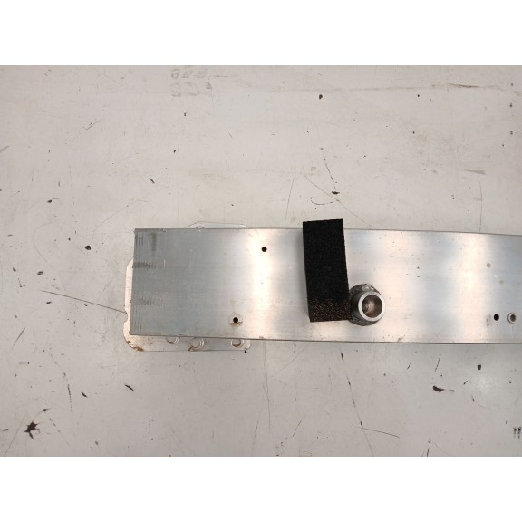 Recambio de refuerzo paragolpes delantero para omoda 5 referencia OEM IAM   