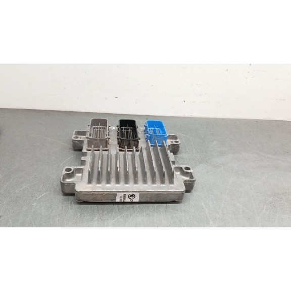 Recambio de centralita motor uce para opel corsa e edition referencia OEM IAM 12665802  