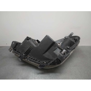 Recambio de faro derecho para toyota corolla verso (r1) 2.0 turbodiesel cat referencia OEM IAM 811300F010  