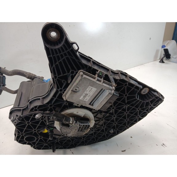 Recambio de deposito adblue para audi a4 b9 (8w2, 8wc) 2.0 tdi referencia OEM IAM 4067425AC  