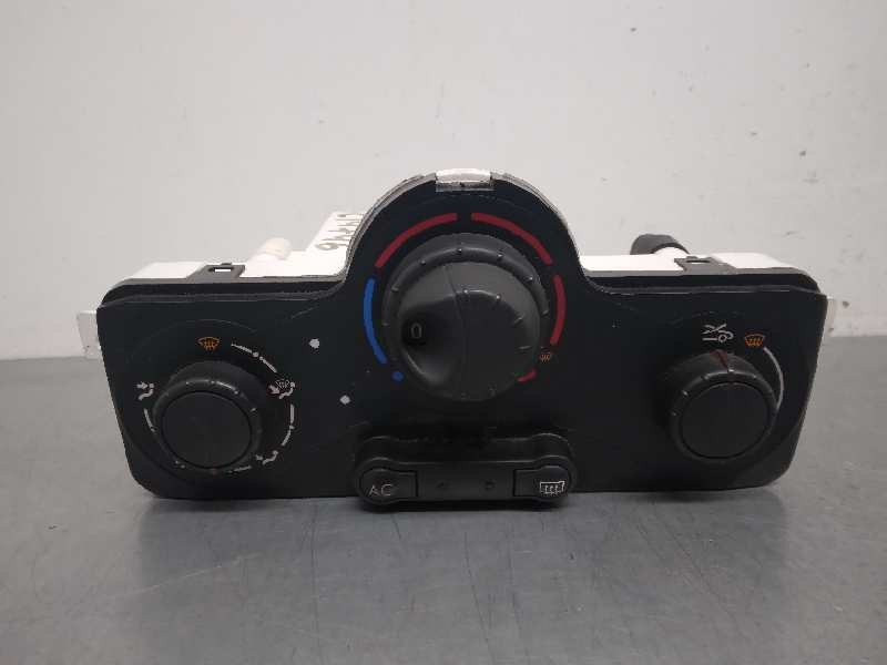 Recambio de mando calefaccion / aire acondicionado para renault clio iii exception referencia OEM IAM 69590001 030967W 