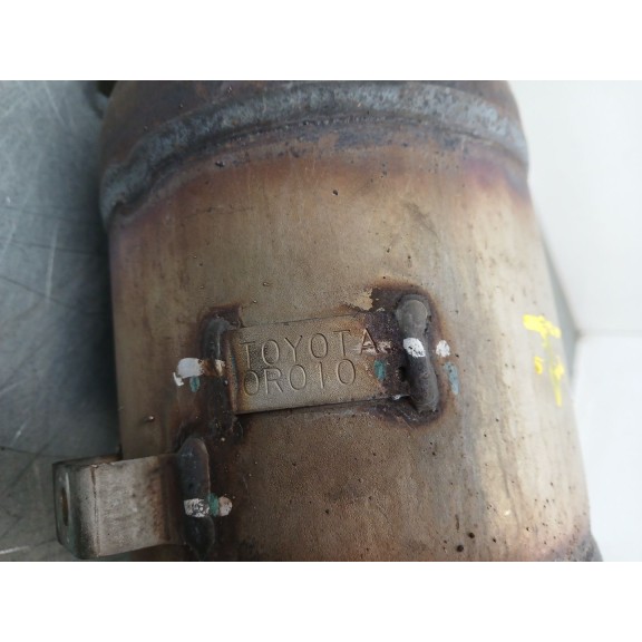 Recambio de catalizador para toyota avensis (_t25_) 2.2 d-4d (adt251_) referencia OEM IAM TOYOTA0R010  