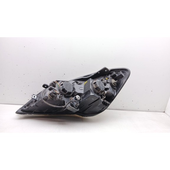 Recambio de faro derecho para kia cee´d sw (ed) 1.6 referencia OEM IAM 921021h  