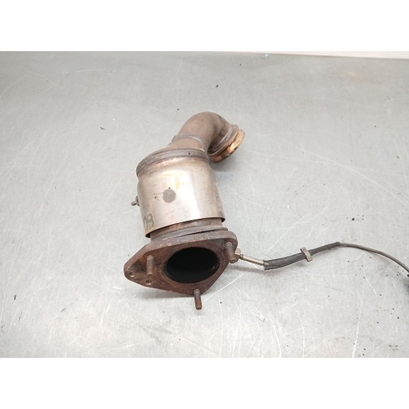 Recambio de catalizador para opel astra h twintop (a04) 1.9 cdti (l67) referencia OEM IAM 55564446  
